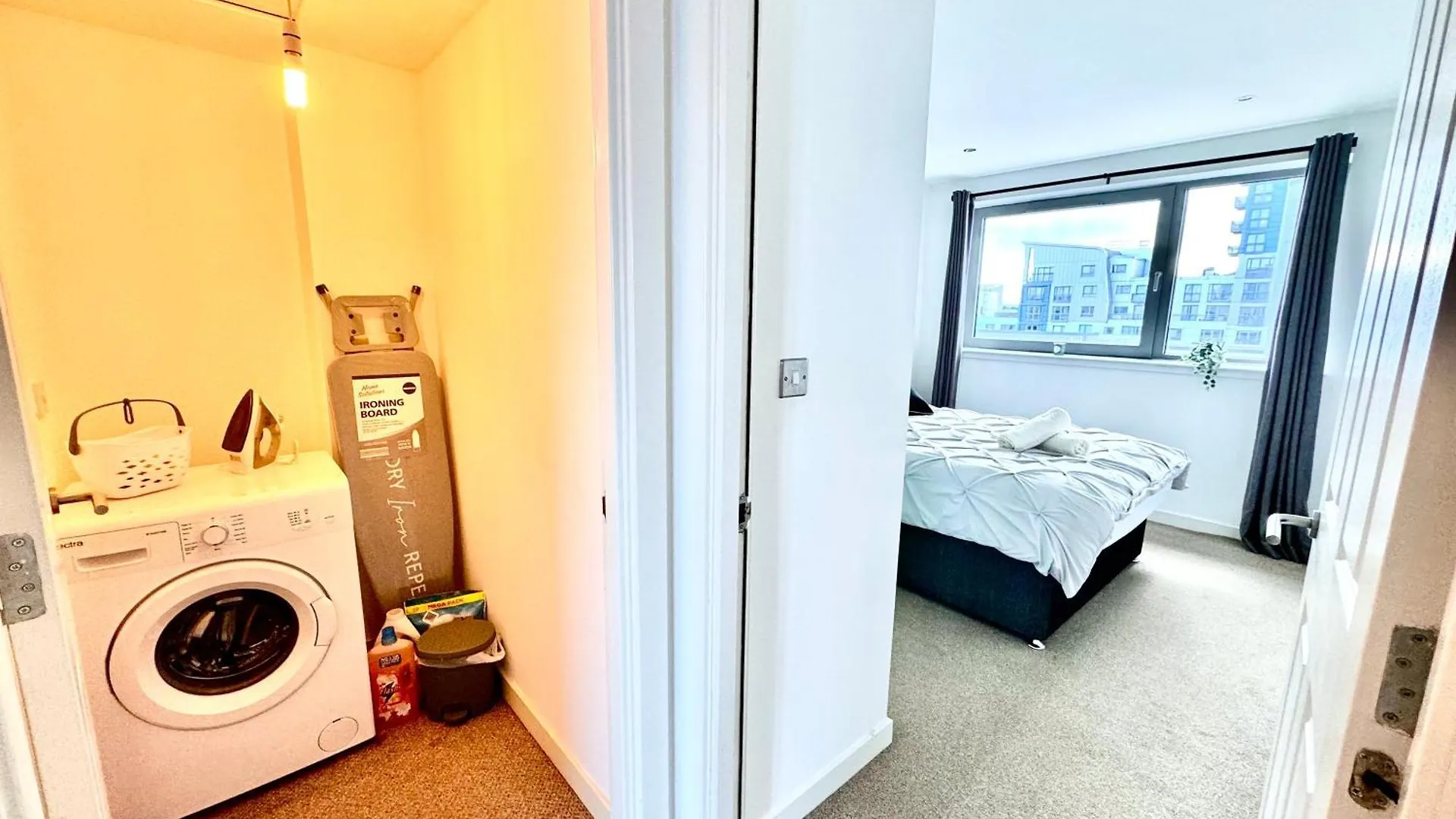 Britannia Apartments 0*, Edinburgh